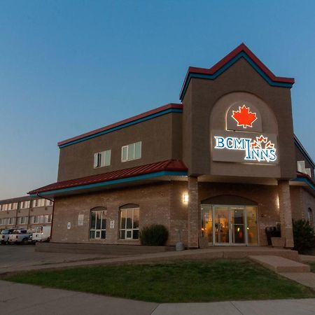 Bcm Inns Fort Mcmurray - Downtown Экстерьер фото