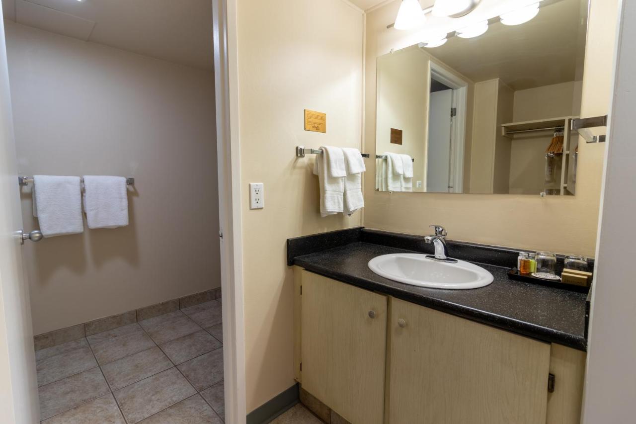 Bcm Inns Fort Mcmurray - Downtown Экстерьер фото