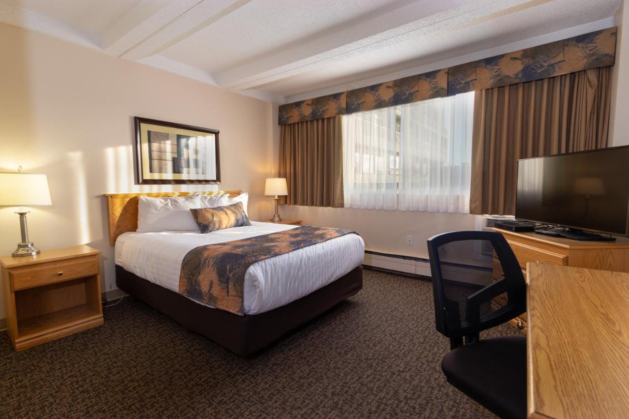 Bcm Inns Fort Mcmurray - Downtown Экстерьер фото