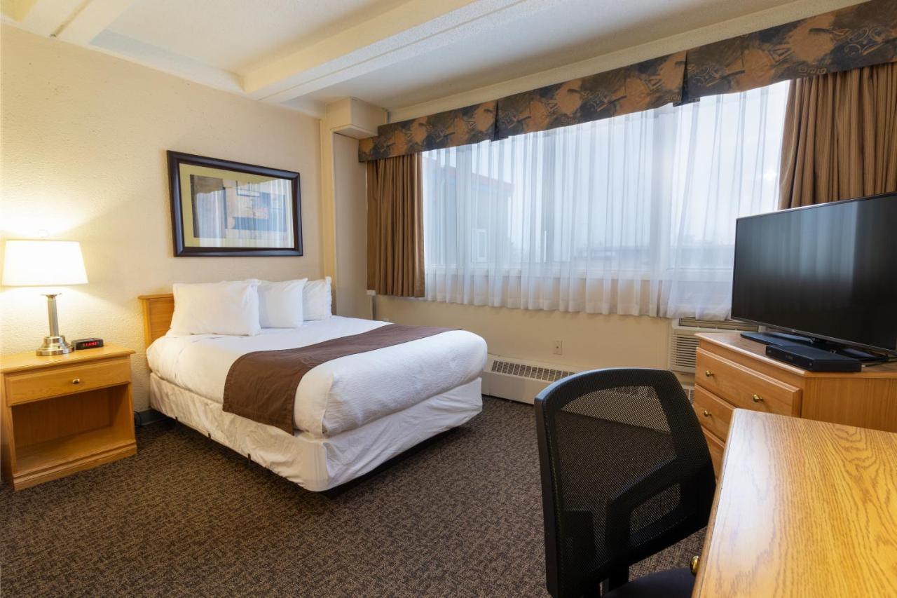 Bcm Inns Fort Mcmurray - Downtown Экстерьер фото