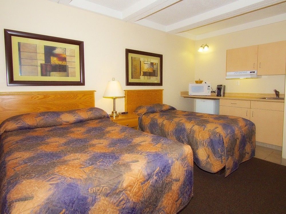 Bcm Inns Fort Mcmurray - Downtown Экстерьер фото